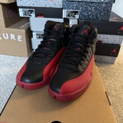 Nike Air Jordan 12 Flu Game Bred New 11 Jordan 4 Kobe Nigel Yuto SB Dunk Supreme Yeezy Supreme 