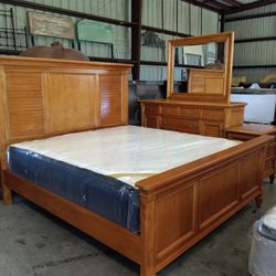 Beautiful King Bedroom Set 