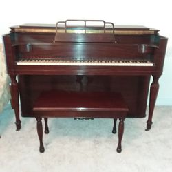 Piano Very Good Condition