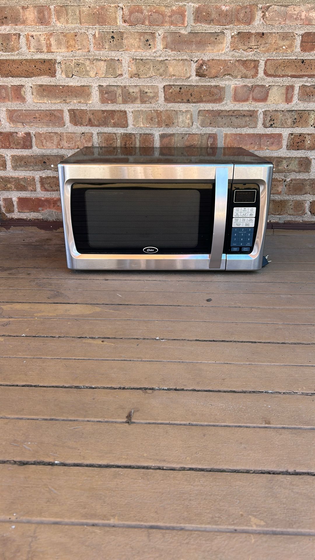 Oster Microwave