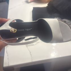 Eitienne Aigner Heels 