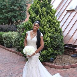 Ivory/Nude Allure Bridal Wedding Dress