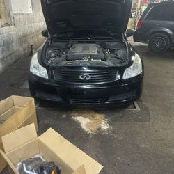 Infiniti G37 Headlights & Bumper 2009