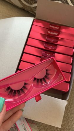 Beauty Creations 3D Mink Eyelashes Guarded
