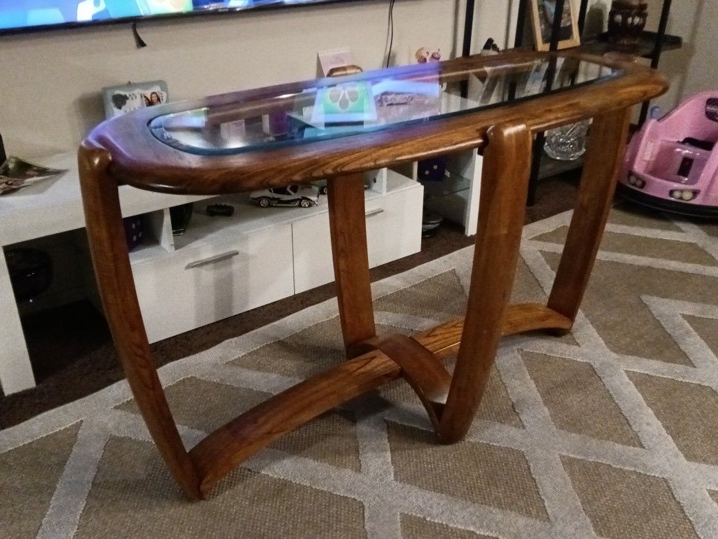 Oval Mid-century  Modern Entry Table