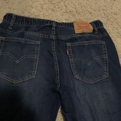 XL Levi’s Jogger Jeans 