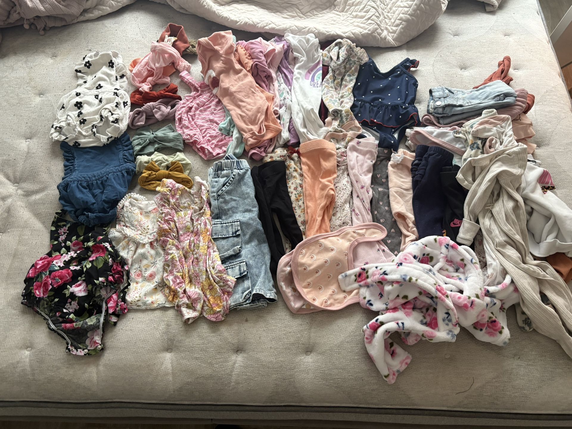 Baby Girl Clothes Size 6-9