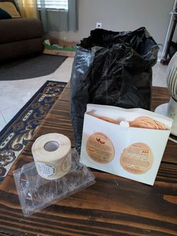 Egg containers/label
