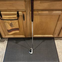 Scotty Cameron Futura 5C8