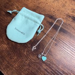 Tiffany & Co  Silver Necklace - Womens