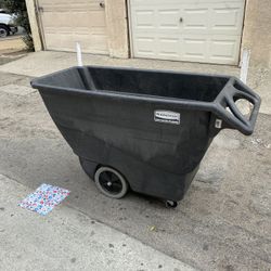 Utility Trash Can