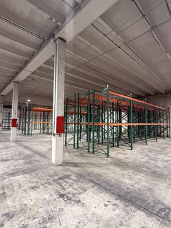 Used Teardrop Pallet Racks Beams Uprights Wire Decks 