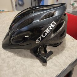 Giro Flume youth
cycling helmet
Still like brand new
No box