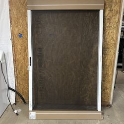Screen door
