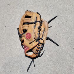 Rawlings Baseball Glove 