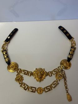 Unsigned Versace Lion Head Drop Chain Belt circa 1980’s