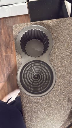 Wilton Cake Pan