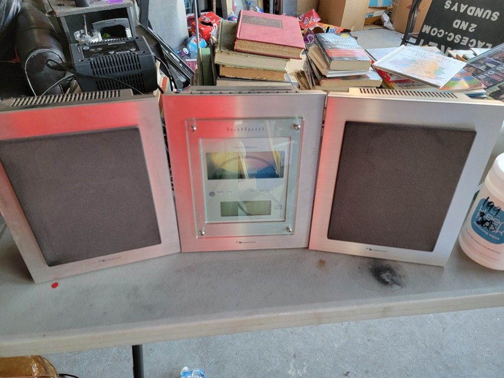 NAKAMICHI SOUNDSPACE 5 STEREO SYSTEM 3 CD PLAYER AM/FM SHELF COMPACT ***MUST GO TODAY*** SEND OFFERS