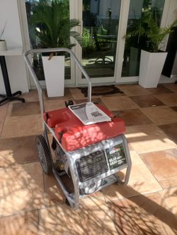 Briggs Stratton  New Surge Watts 8500