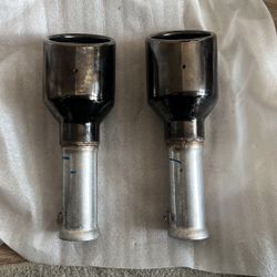 Authentic Mopar Chrome Exhaust Tips !