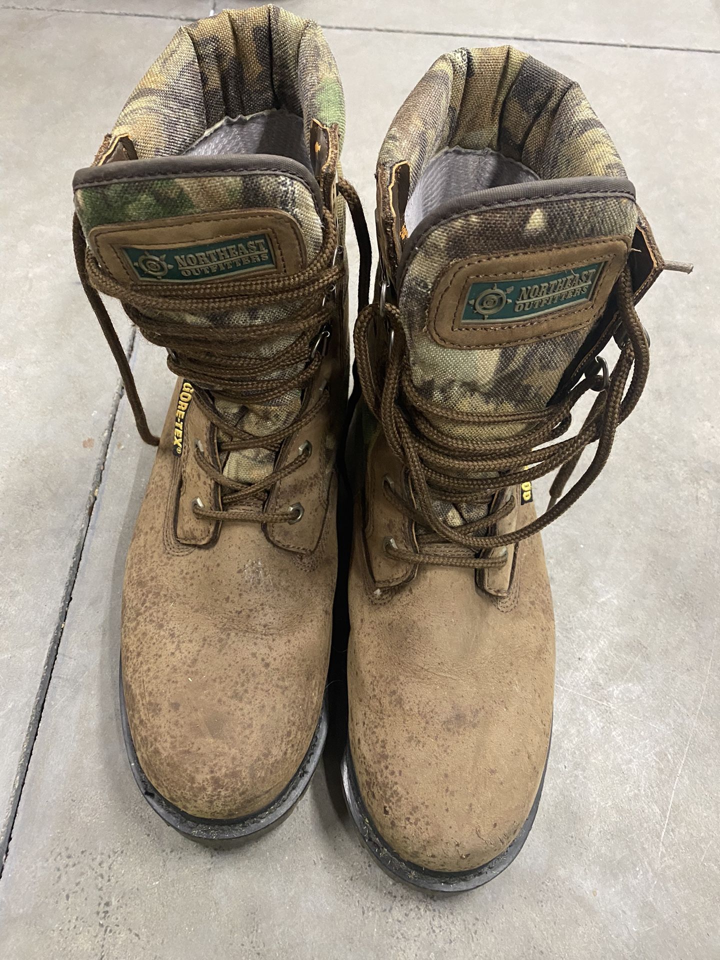 Men’s Hunting Boots. Size 10.5.