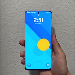 Samsung Galaxy S21 Ultra 5G - 128GB - Phantom Black - Unlocked - Mint Screen