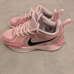 Nike Sabrina 2 pink Foam FQ7376-600 (GS) sz 2Y used