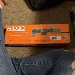 Ridgid 4 AMP oscillating Multi Tool