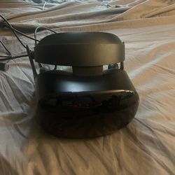 Samsung Electronics HMD Odyssey+ Windows Mixed Reality Headset with 2 Wireless Controllers 3.5in Black