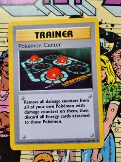 Shadowless "Pokémon Center" Trainer card (85/102)