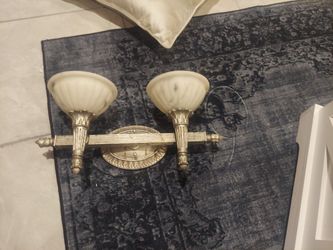 bathroom light fixture