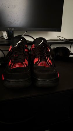 Jordan 4 Red thunder