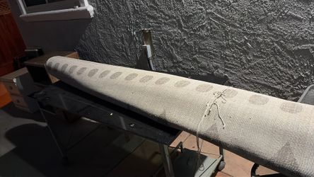 Free cabinets , carpet and table