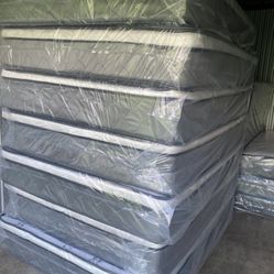 NEW QUEEN PILLOW-TOP SET MATTRESS AND BOX SPRING-2pcs 