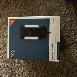 Outdoor Spotlight Ring Camera Pro