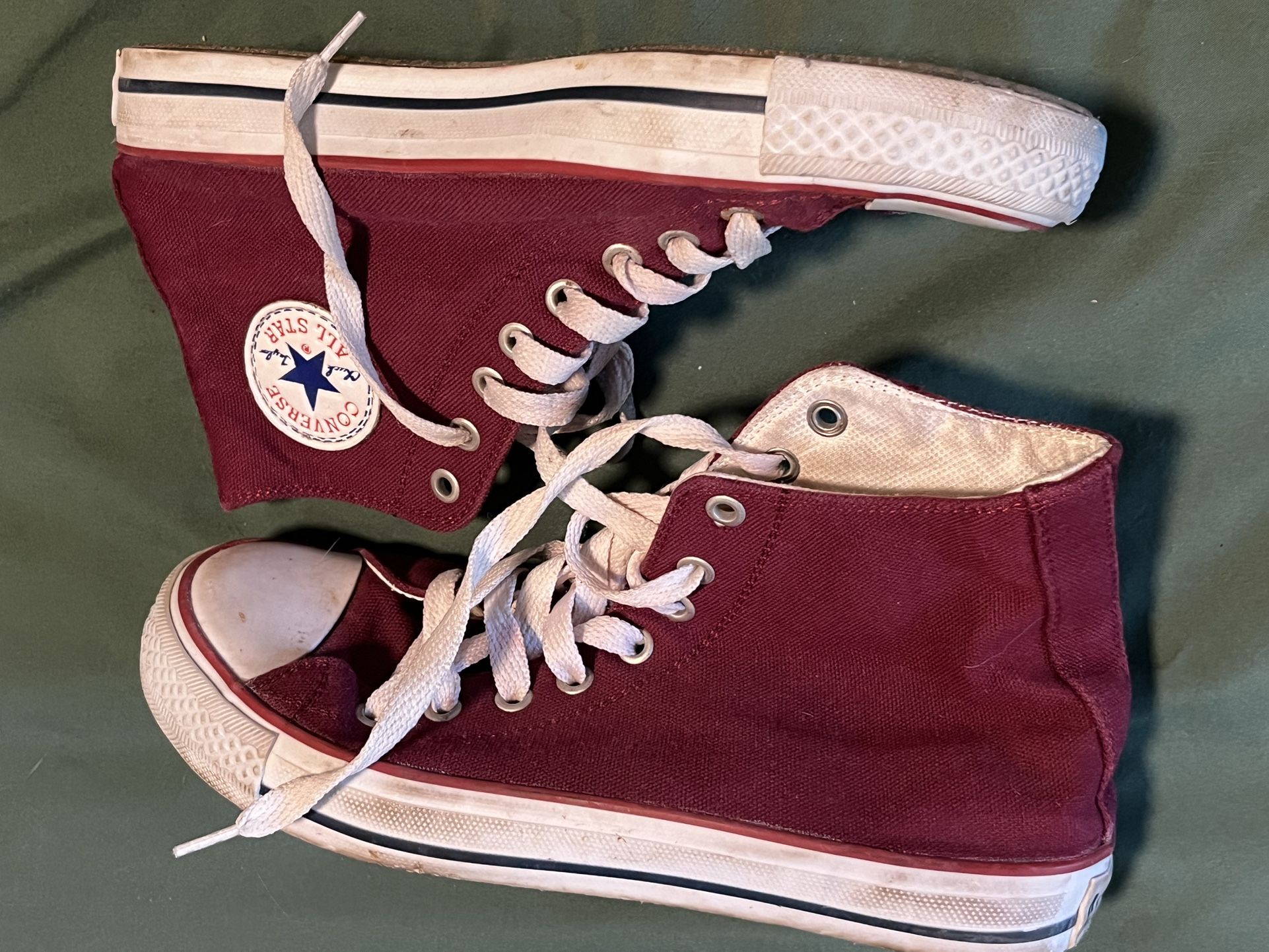 Older Vintage Converse Maroon