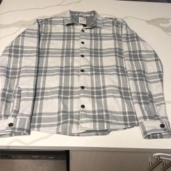 Vuori Men’s Flannel Size Medium