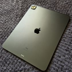 iPad 12.9 Inch 4 Gen 128gb Perfect Condition Gone By Today 