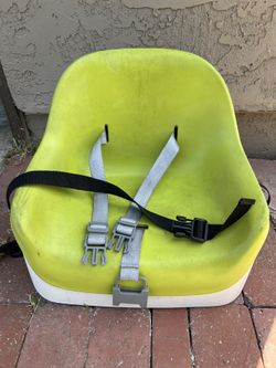 OXO Tot Nest Booster Seat