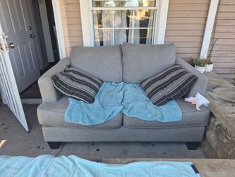 Sofa set