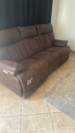 Reclinable Couch