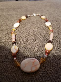 FROM THE ROOTS UP HANDMADE JEWELRY ITEM #30 NECKLACE $20