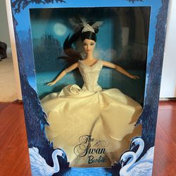 Swan Barbie Doll-Birds of Beauty Collection Vintage