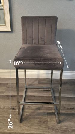 Gray Bar Stool / Chair