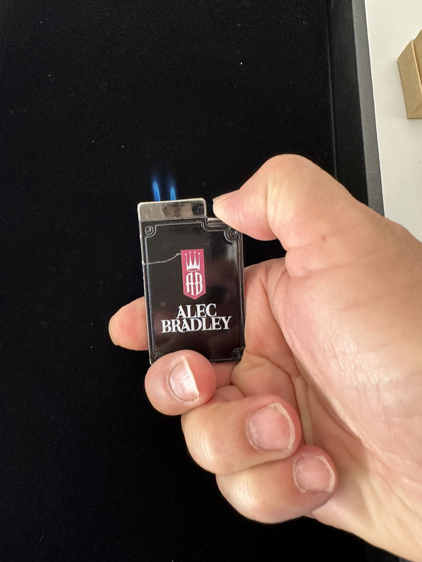 Alec Bradley butane Lighter