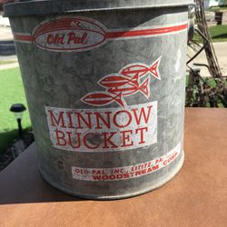 Fishing Minnow Bucket Complete for Sale in Costa Mesa, CA - OfferUp