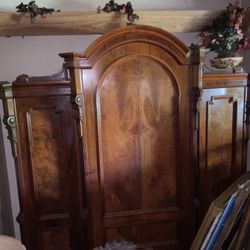Antique 3 Piece Tripple Wardrobe Cabinet Late 1800