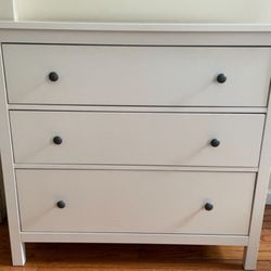 Like New Dresser 