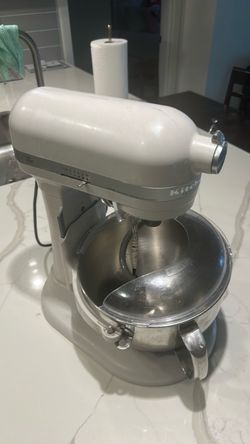 KitchenAid Stand Mixer with Bowl