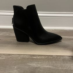 Women’s Black Ankle Boots 